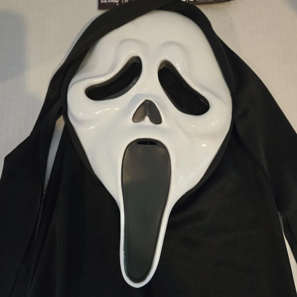 New 2021 Scream Ghost Face Mask‎ Easter Unlimited Fun World Ghost Face Lives